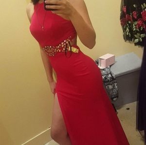 Brand new, never worn outside of the dressing room